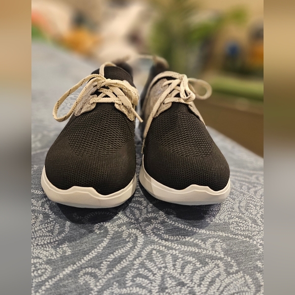 Munro Sandi Sneaker Slip On Black Knit Cloud Gray NWT - Picture 3 of 7